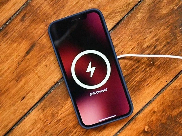 泾阳苹果手机维修分享iPhone 12可以随便充电吗 